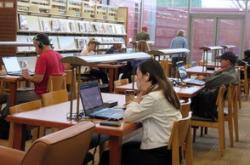 用爱心陪伴学生成长，教育工作者的使命与责任