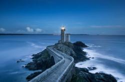 教育的灯塔，打动人心的名言警句