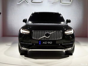 沃尔沃XC90 2.5T——家庭出行的理想伙伴，安全与舒适的完美结合